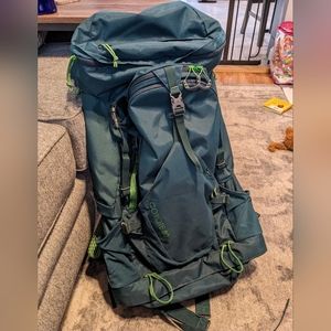 Kelty Coyote 80 liter backpack Green like new